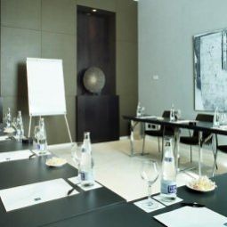 Конференц-зал AC Hotel Los Vascos by Marriott Fotos