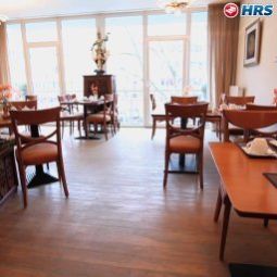 Sala śniadaniowa w restauracji Thai Royal Fotos
