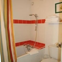 Camera da bagno La Maison du Lierre Logis Fotos