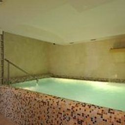 Piscine Villa Durrueli Fotos