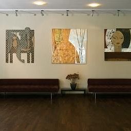 Холл NH Düsseldorf City-Nord Fotos