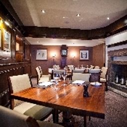 Зал для завтрака Millstone Hotel Fotos