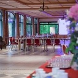 Конференц-зал Le Manoir Chateaux et hôtels de France Fotos