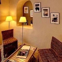 Hall Edmond Rostand Logis Fotos