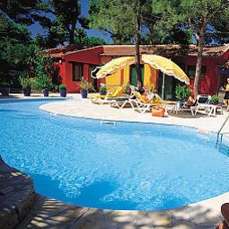 Le Mas de la plage et des pins Logis Canet en Roussillon 