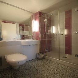 Salle de bains IBIS STYLES PARIS SAINT DENIS LA PLAINE Fotos