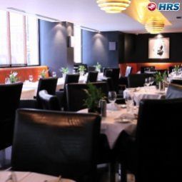 Breakfast room within restaurant The May Fair Fotos