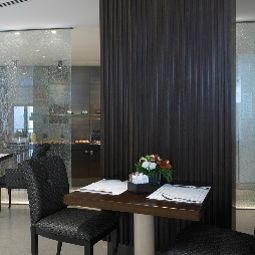 Ресторан NH Bergamo Fotos