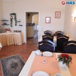 Salle du petit-déjeuner située dans le restaurant Bremer Apartmenthotel Fotos