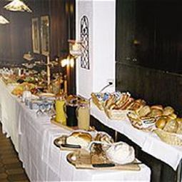 Buffet Hirschenstube Fotos