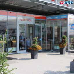 Vue extérieure Orange Wings Wiener Neustadt Fotos