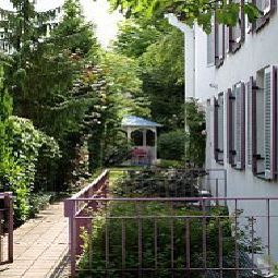 Jardin Villa Waldperlach Garni Fotos