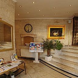 Hall Löwen Fotos