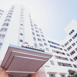 Exterior view Courtyard Miami Beach Oceanfront Fotos