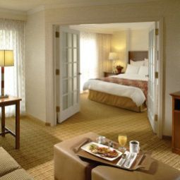 Chambre Atlanta Marriott Suites Midtown Fotos