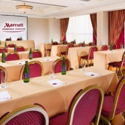 Sala congressi Armenia Marriott Hotel Yerevan Fotos