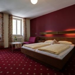  Römischer Kaiser Weinstube Fotos