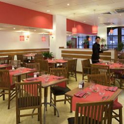 Sala śniadaniowa w restauracji ibis London Euston St Pancras Fotos