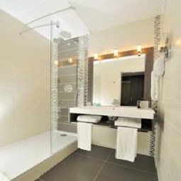 Camera da bagno Best Western Plus Palais des Congrès Fotos