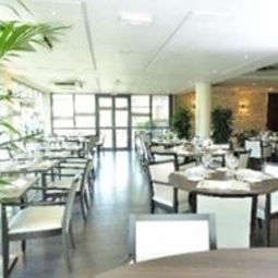 Sala colazione nel ristorante Best Western Plus Palais des Congrès Fotos