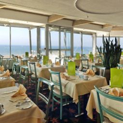 Breakfast room within restaurant Les Bains de Camargue Fotos
