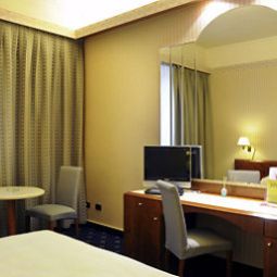Zimmer Mercure Astoria Reggio Emilia Fotos