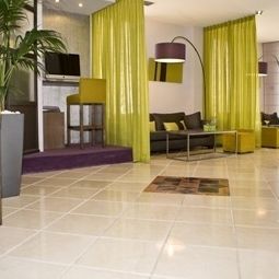 Hall BEST WESTERN Hotel du Pont Wilson Fotos