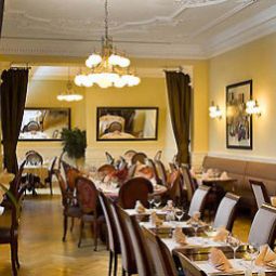 Salle du petit-déjeuner située dans le restaurant Hotel Century Old Town Prague - MGallery Collection Fotos