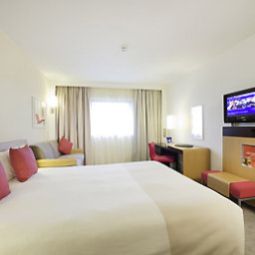 Camera Novotel Cergy Pontoise Fotos