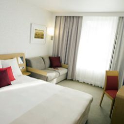 Chambre Novotel Saint Quentin Golf National Fotos
