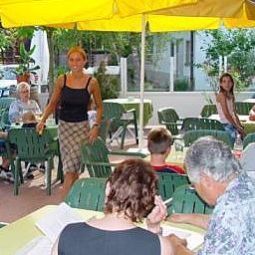 Terrasse Zur Burg Gasthof Fotos