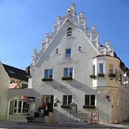 Vista exterior Weißer Hahn Landhotel Fotos