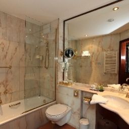 Cuarto de baño Romantik Seehotel Ahlbecker Hof Fotos
