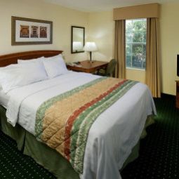 Номер TownePlace Suites Arlington Near Six Flags Fotos