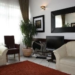 Außenansicht City Hotel Fotos