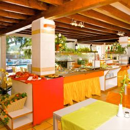 Frühstücksraum im Restaurant San Miguel Park / Esmeralda Fotos