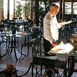Frühstücksraum im Restaurant Gran Meliá Don Pepe Fotos