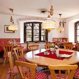  Schloß zu Hopferau Fotos