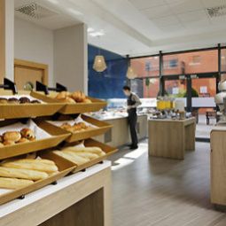 Sala colazione nel ristorante Novotel Manchester Centre Fotos