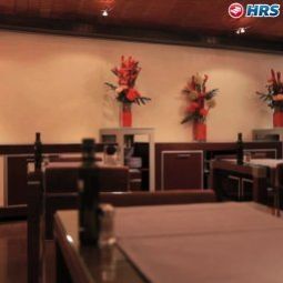 Breakfast room within restaurant H10 Universitat Fotos