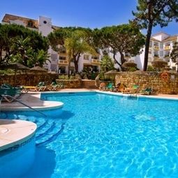 Piscina Alanda Club Marbella Aparthotel Fotos