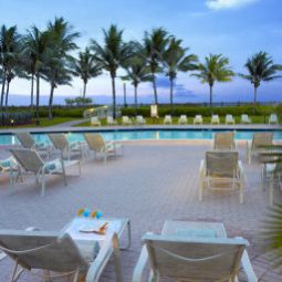Piscine Holiday Inn MIAMI BEACH-OCEANFRONT Fotos