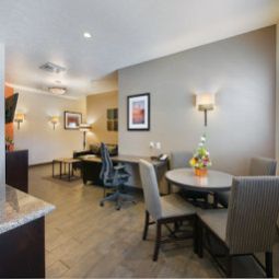 Suite BEST WESTERN PLUS Canyonlands Inn Fotos