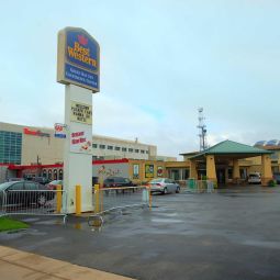 BEST WESTERN Green Bay Inn Conference Center Green Bay 