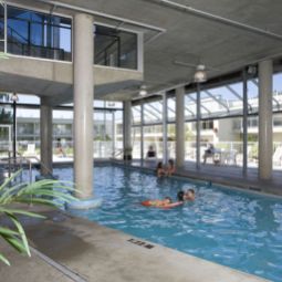Piscina BEST WESTERN PLUS Kelowna Hotel & Suites Fotos