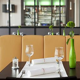 Frühstücksraum im Restaurant InterCityHotel Fotos