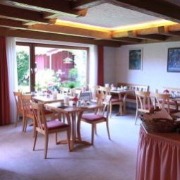 Breakfast room within restaurant Silberdistel garni Ferienhotel Fotos