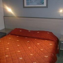 Zimmer Flamboyant Melun Carre Sénart Fotos