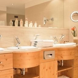 Bathroom Aqua Dome Tirol Therme Fotos