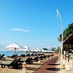 Vue extérieure Aston Bali Beach Resort & Spa Fotos